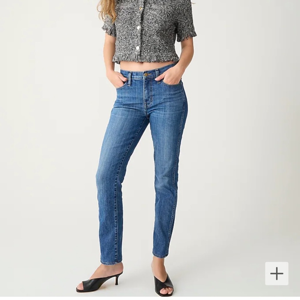 J.Crew 9" Vintage Slim Straight. 28